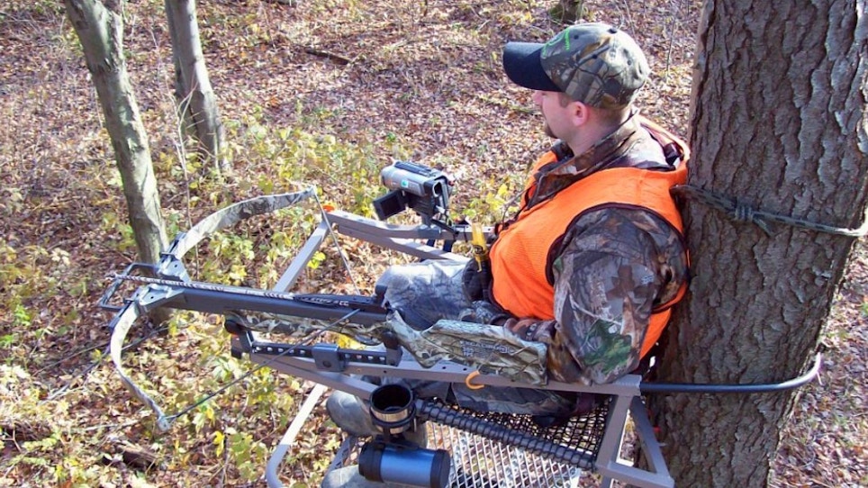 2 Killer Bow Holders for Any Deer Hunter