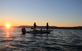 Fishing hobby becomes business for Arkansas teen