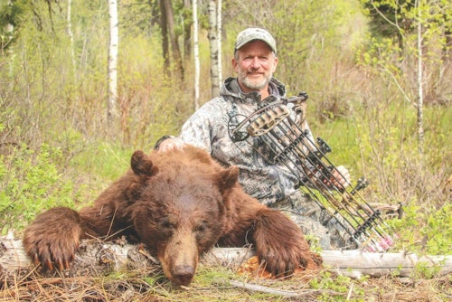 Using his 11-step spot-and-stalk process, the author arrowed this cinnamon-colored black bear.