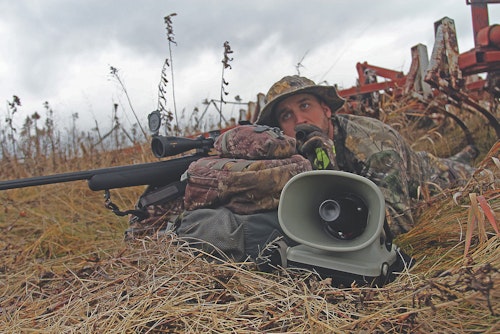 Used in combination, an e-caller and mouth call can add more realism to any setup. 