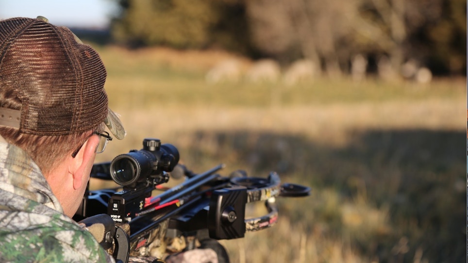 Crossbow Hunters: Which Factors Dictate How Far You’ll Shoot?