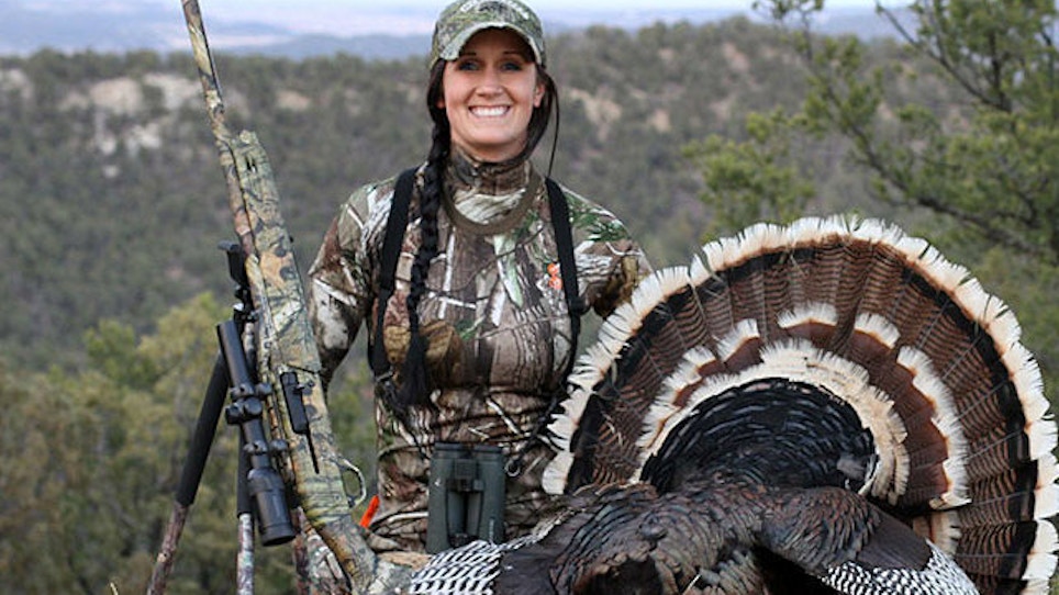 SHOT 2015: Melissa Bachman Gives A Deer A Ride In Her Truck