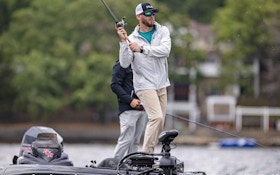 Huk Pursuit Fishing Jacket