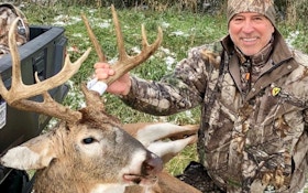 Iowa Whitetails: A Tale of Two Bows