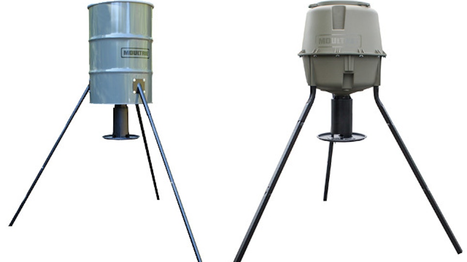 Flexible Feeding Options With Moultrie's Dinner Plate Gravity Series