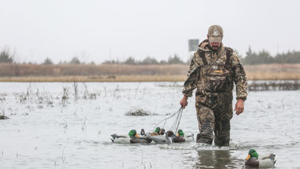 Hard Core Innovates With New Decoy Mounts And Goose Flagging System