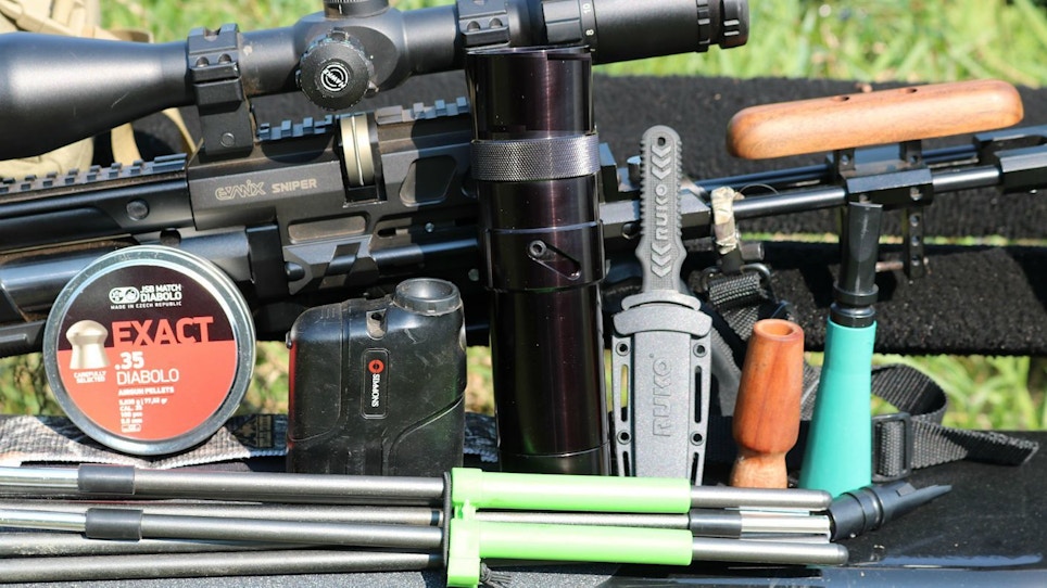 6 Things for Hunting Predators With Airguns