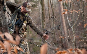 Whitetail Bowhunters: Best to Shoot With a Quiver On or Off?