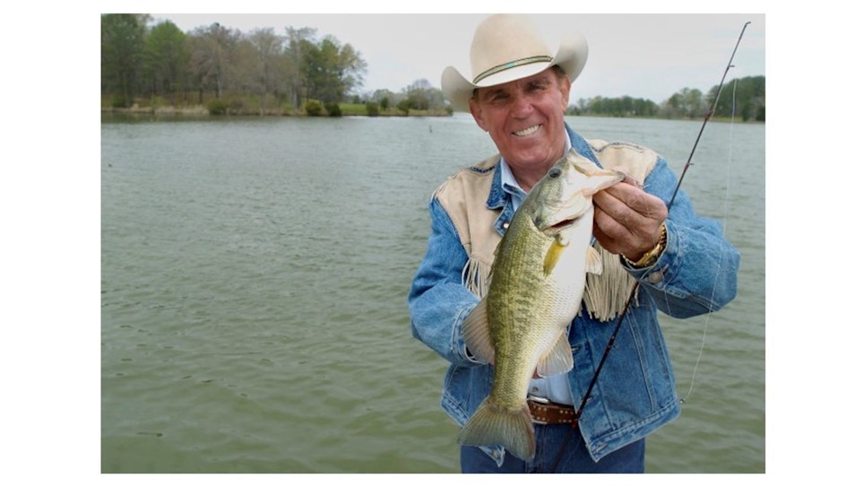 Ray Scott — the ‘Father of Modern Day Bass Fishing’ — Dies at Age of 88