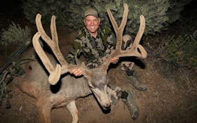 Randy Ulmer Tags 5,000 Inches of Mule Deer With Easton Arrows