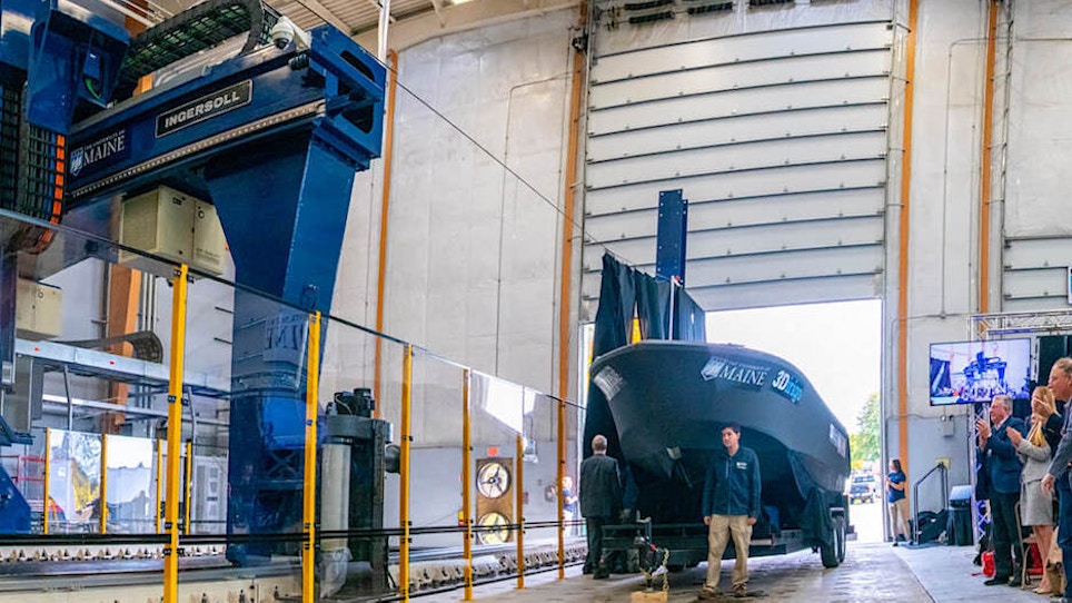 See the World's Largest Boat Made By a 3D Printer
