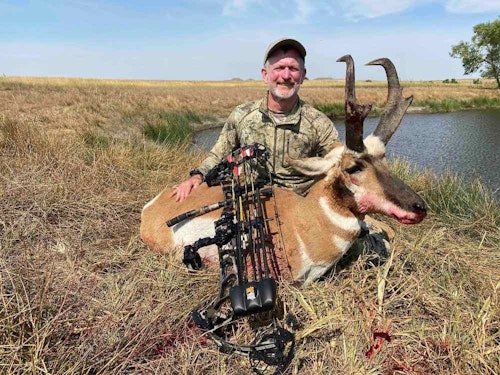 Medium-weight shafts are ideal for smaller big game such as pronghorn that inhabit open country where longer shots may be required. Here’s the author with a dandy South Dakota buck.