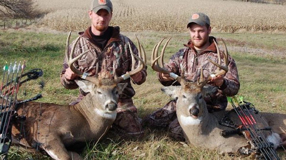 Iowa Bowhunting: Land Of The Giants