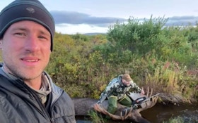 Video: Gun Hunter Kills Giant Alaska/Yukon Bull Moose