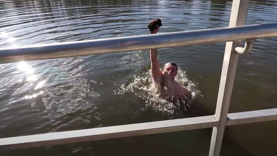 Fishing Fail Video: Cell Phone Goes for a Swim