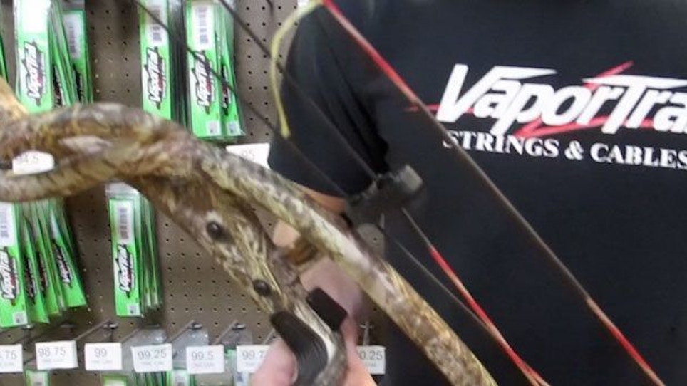Custom Bowstrings: 5 reasons archery pro shops should stock them
